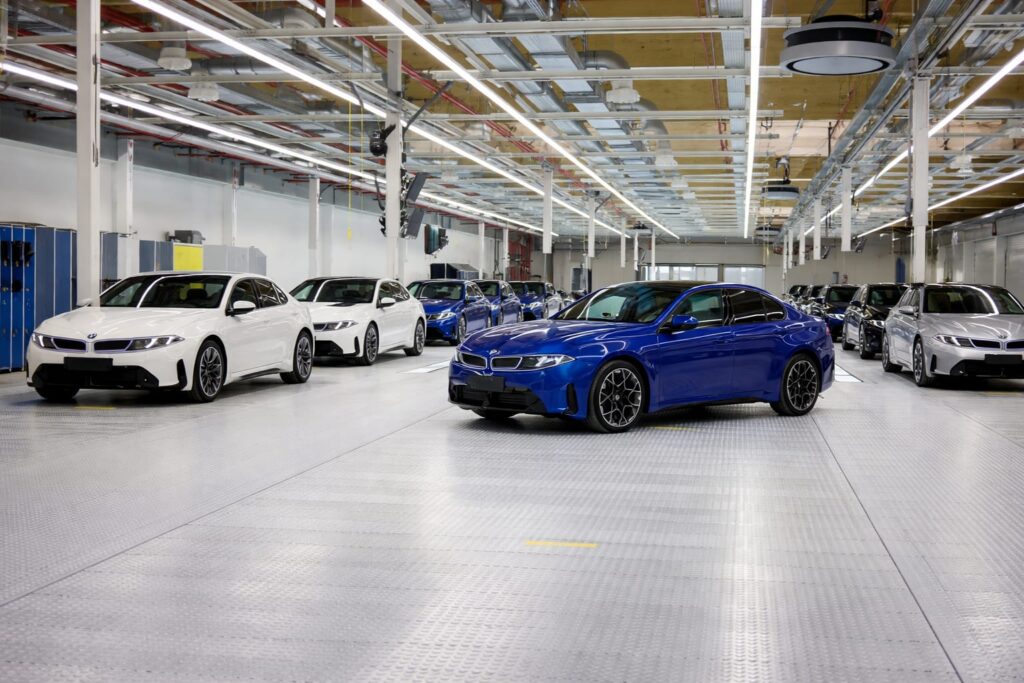 BMW înlocuiește Seria 3 cu noul i3 electric la uzina istorică din München