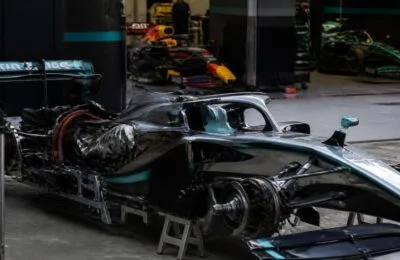 Kimi Antonelli are un avans de 50 de puncte în Formula 1. Verstappen și Alonso își decid viitorul