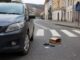 Reflexul greșit la volan: de ce frânarea fermă este mai sigură decât manevra de evitare a unui pieton
