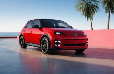 Renault 5 E-Tech are acum autonomie mai mare și o nouă versiune de bază