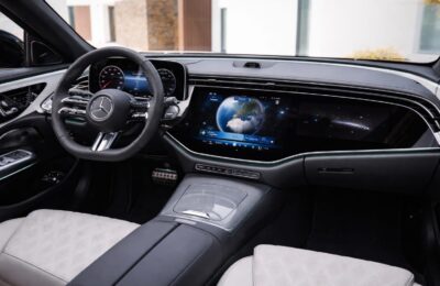 Șeful Mercedes-Benz recunoaște că s-a exagerat cu ecranele tactile și promite revenirea butoanelor fizice