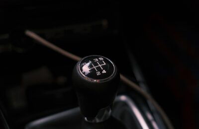 De ce mașinile cu transmisie manuală au trecut la ambreiajul hidraulic în locul celui cu cablu
