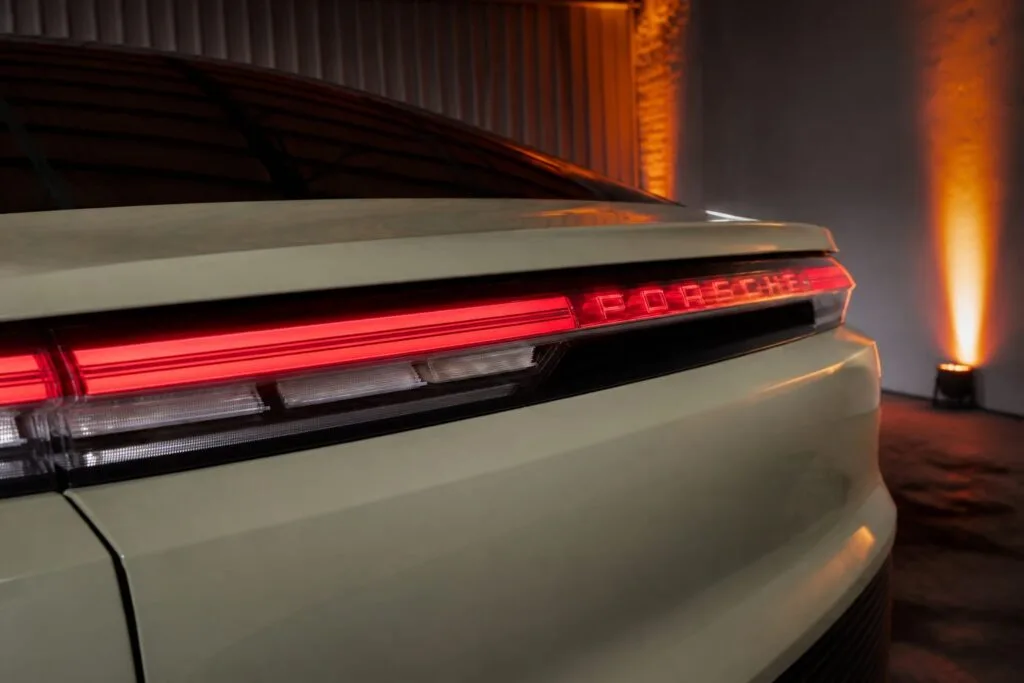 Porsche păstrează producția în Europa, deși tarifele americane îi aduc costuri de sute de milioane de euro